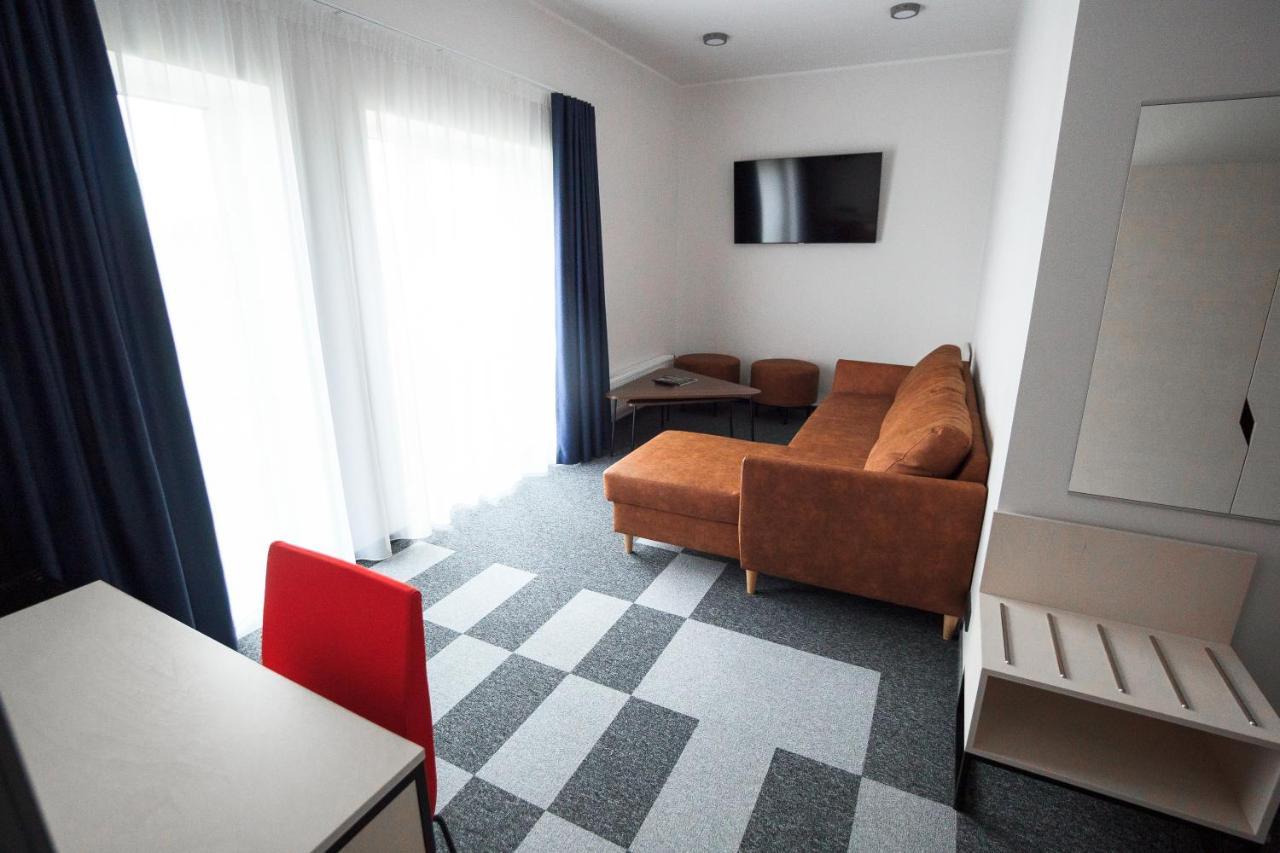 Kaeaeriku Hotel Buitenkant foto